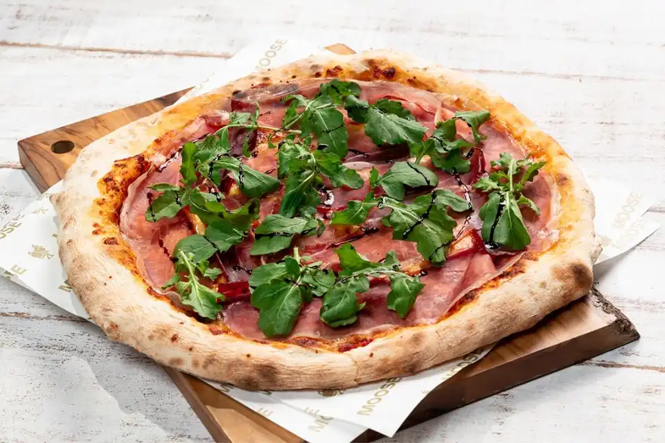 Prosciutto y arrúgula